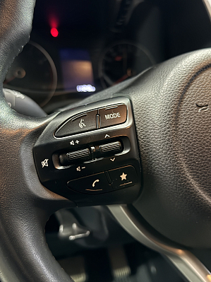 Kia Rio Luxe, 2021 года, пробег 114000 км