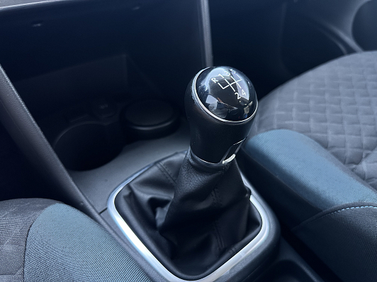 Volkswagen Polo SELECT, 2020 года, пробег 130000 км