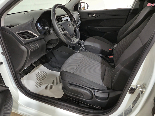 Hyundai Solaris Elegance, 2018 года, пробег 56547 км