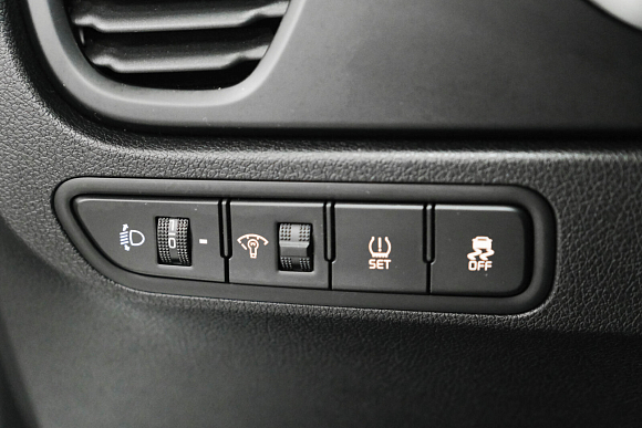 Kia Rio Luxe, 2021 года, пробег 74500 км