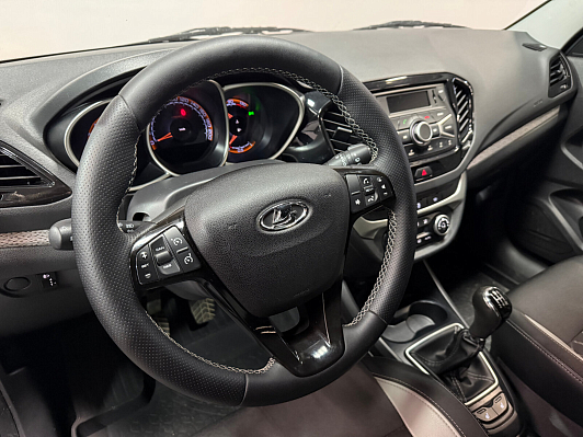Lada (ВАЗ) Vesta, 2018 года, пробег 115000 км
