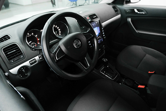 Skoda Yeti, 2014 года, пробег 258772 км