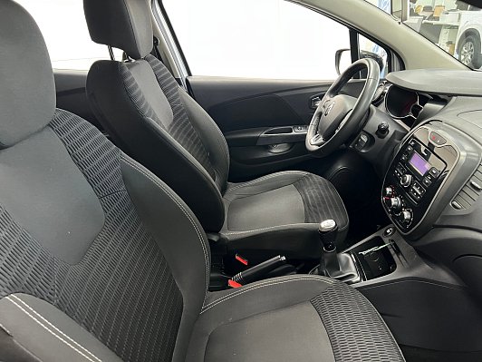 Renault Kaptur Drive, 2019 года, пробег 135894 км