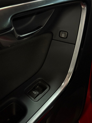 Volvo S60 Momentum, 2012 года, пробег 134000 км