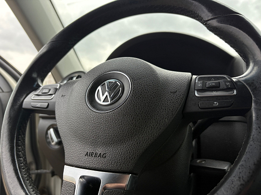 Volkswagen Tiguan, 2012 года, пробег 124174 км