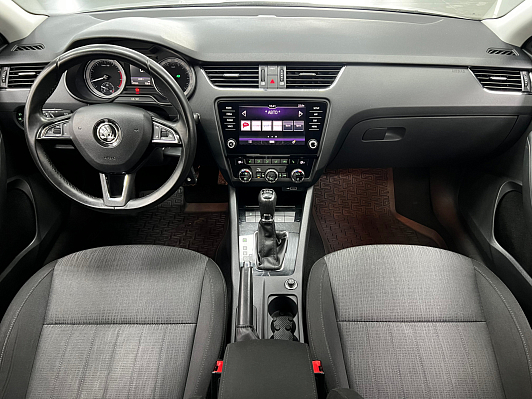 Skoda Octavia Style, 2018 года, пробег 177319 км