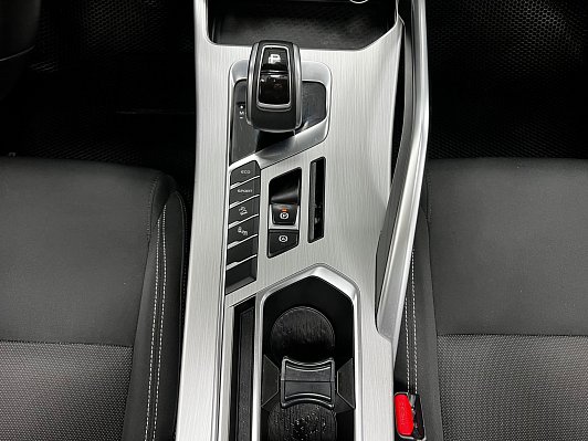 Geely Coolray Luxury, 2022 года, пробег 77039 км