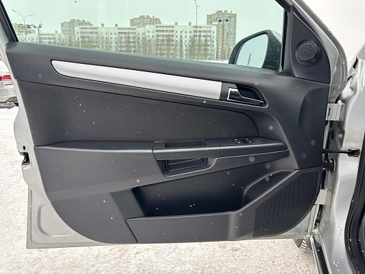 Opel Astra, 2010 года, пробег 194006 км