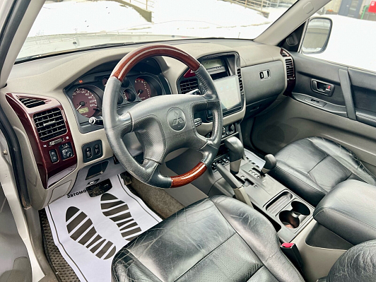 Mitsubishi Pajero, 2001 года, пробег 236792 км