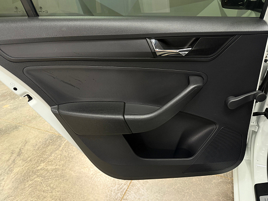 Skoda Rapid Hockey Edition Active, 2019 года, пробег 93860 км