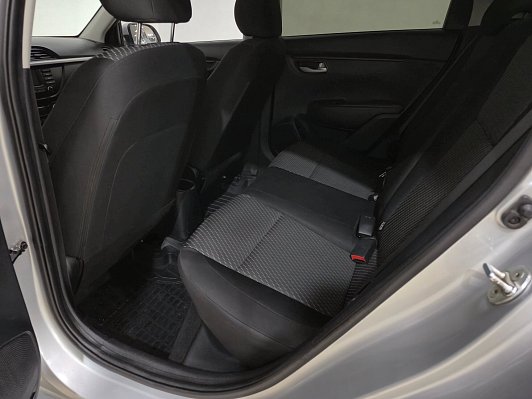 Kia Rio Luxe RED Line, 2017 года, пробег 143070 км