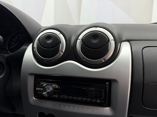 Renault Sandero, 2013 года, пробег 216847 км