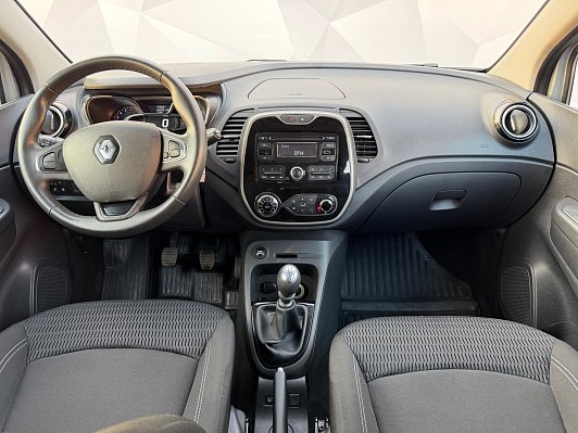 Renault Kaptur Play, 2017 года, пробег 150000 км