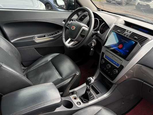 Geely Emgrand X7 Luxury, 2015 года, пробег 132493 км