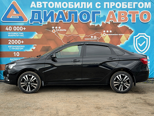 Lada (ВАЗ) Vesta Luxe, 2022 года, пробег 27400 км
