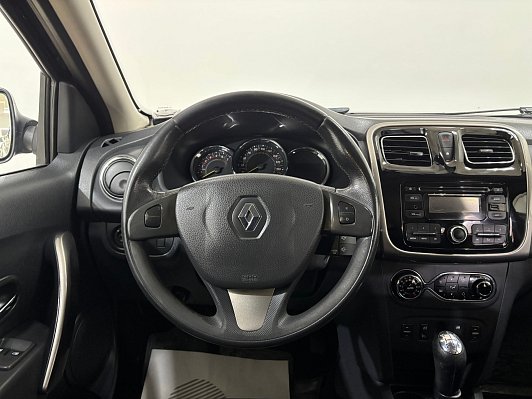 Renault Sandero, 2016 года, пробег 179036 км