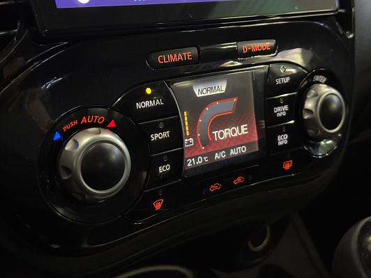 Nissan Juke SE+ Sport, 2011 года, пробег 147800 км