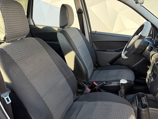 Lada (ВАЗ) Granta Comfort Multimedia Glonass 21911-51-00D, 2017 года, пробег 124000 км