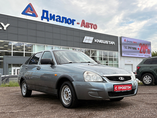 Lada (ВАЗ) Priora Норма, 2011 года, пробег 196000 км