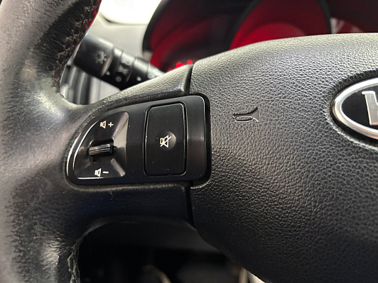 Kia Ceed, 2012 года, пробег 193899 км