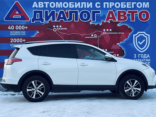 Toyota RAV4 Style, 2017 года, пробег 133438 км