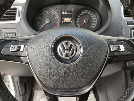 Volkswagen Polo Allstar, 2017 года, пробег 134968 км