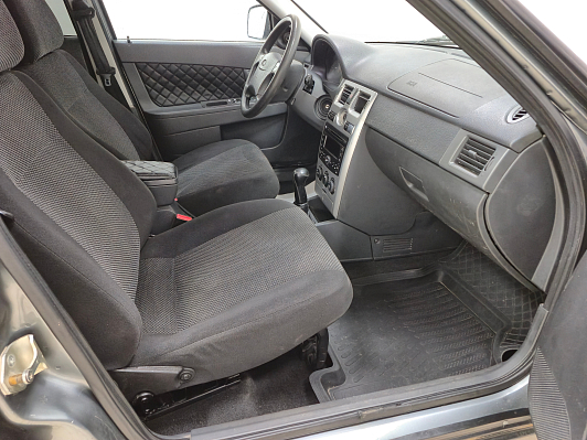 Lada (ВАЗ) Priora Люкс, 2011 года, пробег 281492 км