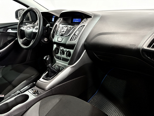 Ford Focus Trend, 2011 года, пробег 163000 км