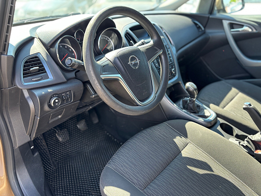 Opel Astra Cosmo, 2012 года, пробег 119710 км