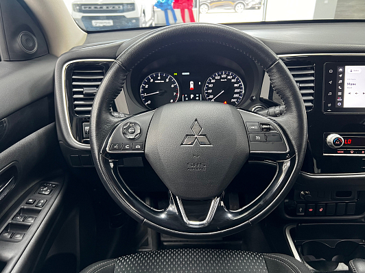 Mitsubishi Outlander, 2020 года, пробег 76625 км