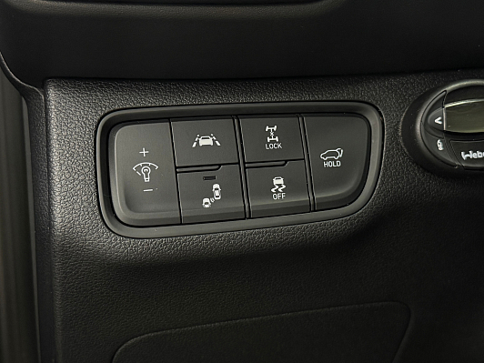 Hyundai Santa Fe High-Tech, 2019 года, пробег 75000 км