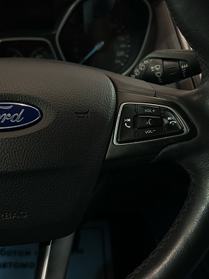 Ford Focus Titanium, 2016 года, пробег 95000 км