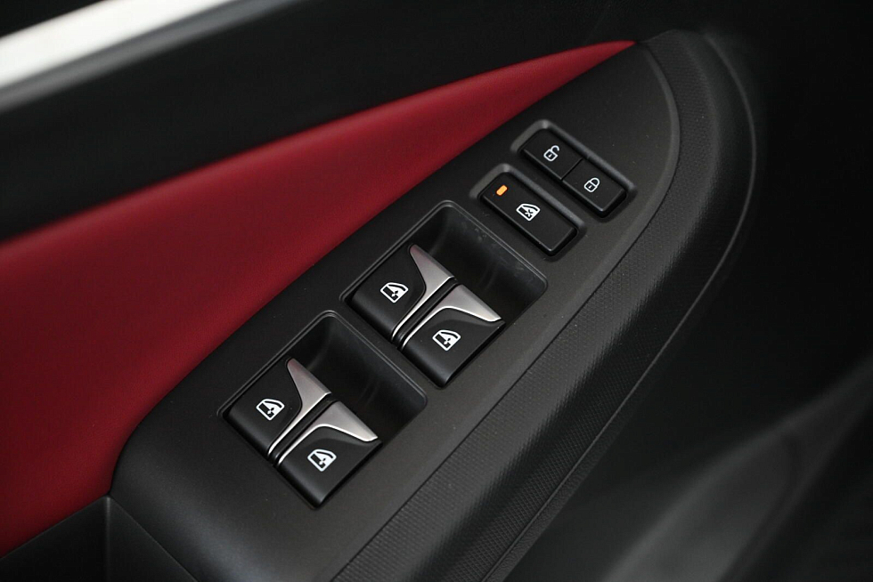 Changan Eado Plus Техно, серебряный