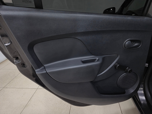 Renault Logan Privilege, 2015 года, пробег 133191 км