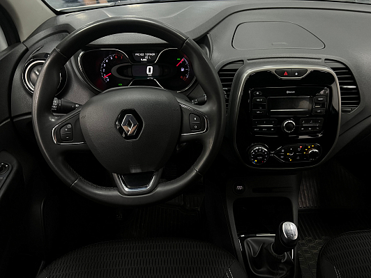 Renault Kaptur Style, 2017 года, пробег 109000 км