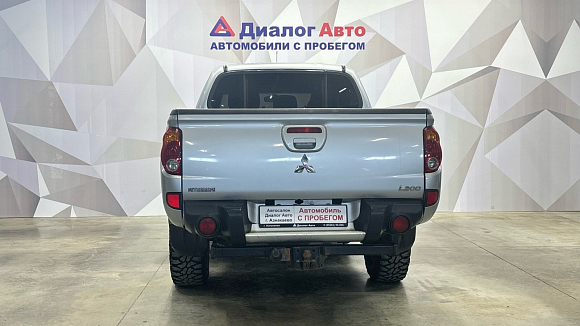 Mitsubishi L200 Intense, 2014 года, пробег 264000 км