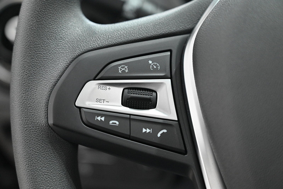 Changan Alsvin Комфорт, черный