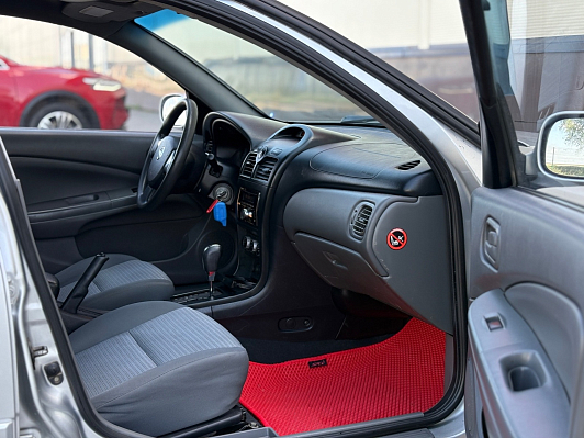 Nissan Almera Classic, 2010 года, пробег 240000 км