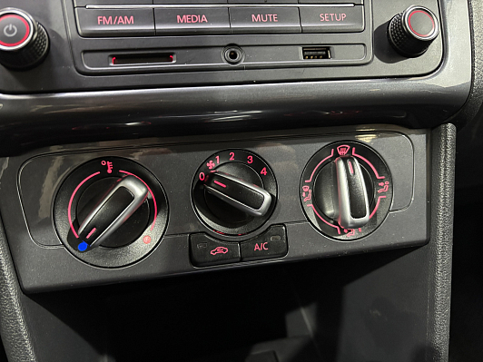 Volkswagen Polo SELECT, 2020 года, пробег 71000 км