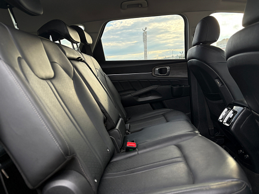 Kia Sorento Luxe, 2022 года, пробег 128760 км