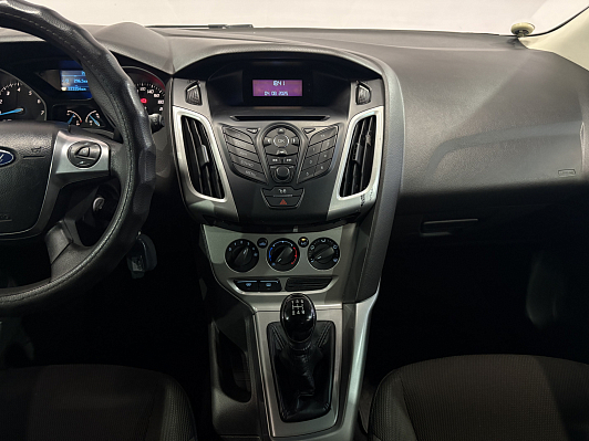 Ford Focus Trend, 2011 года, пробег 223300 км