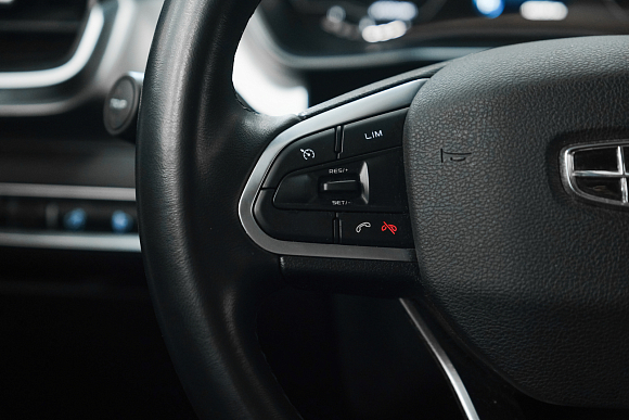 Geely Coolray Comfort, 2021 года, пробег 48000 км