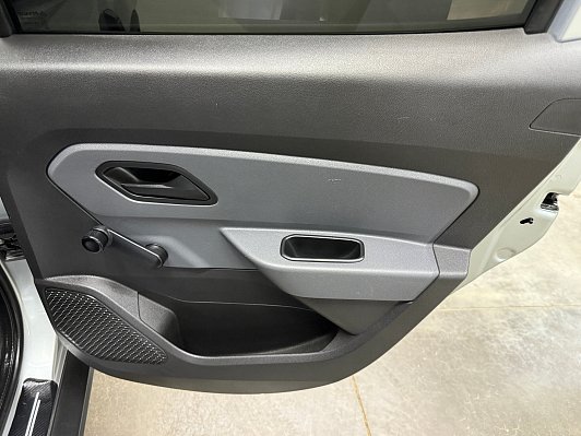 Dacia Duster, 2019 года, пробег 87176 км