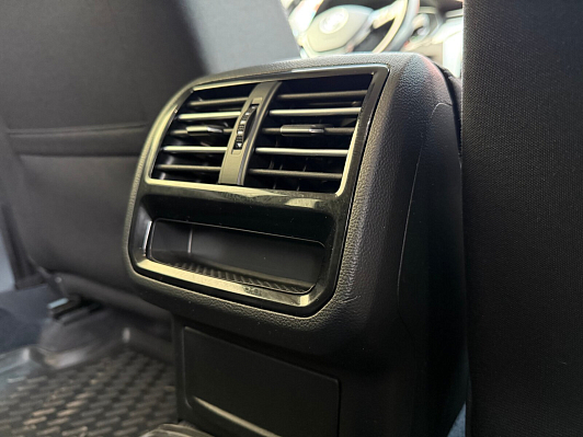Volkswagen Passat Comfortline, 2018 года, пробег 242000 км