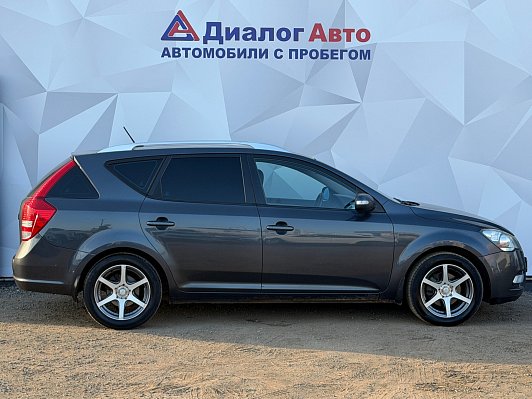 Kia Ceed Люкс плюс, 2010 года, пробег 240000 км