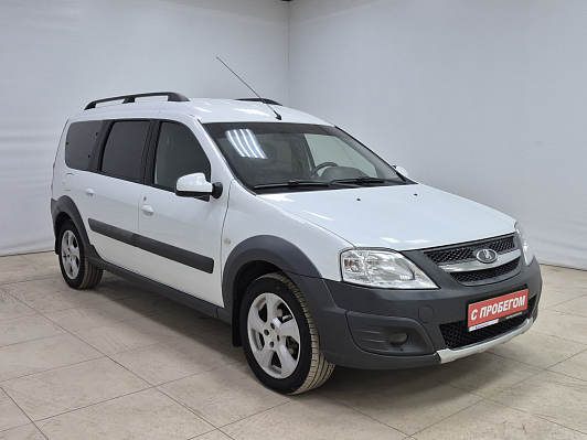 Lada (ВАЗ) Largus Luxe Glonass (7 мест) (2018-2019), 2018 года, пробег 125329 км