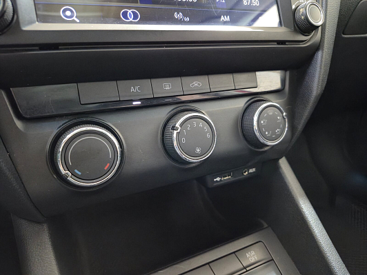 Skoda Octavia Hockey Edition, 2015 года, пробег 161489 км