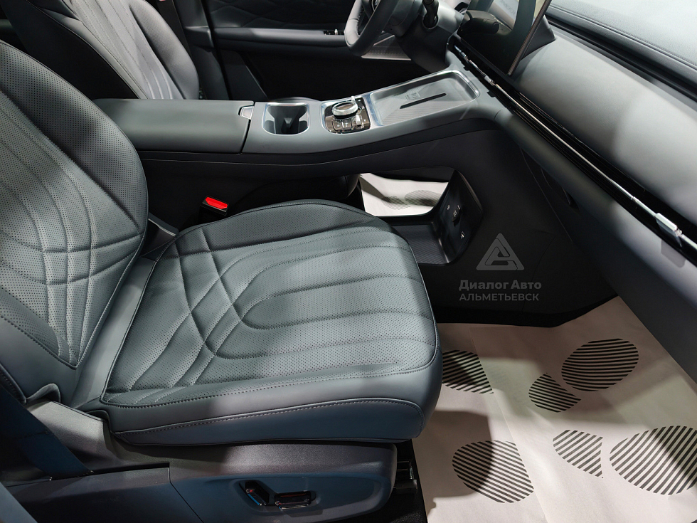Geely EX5 EM-i Макс, черный