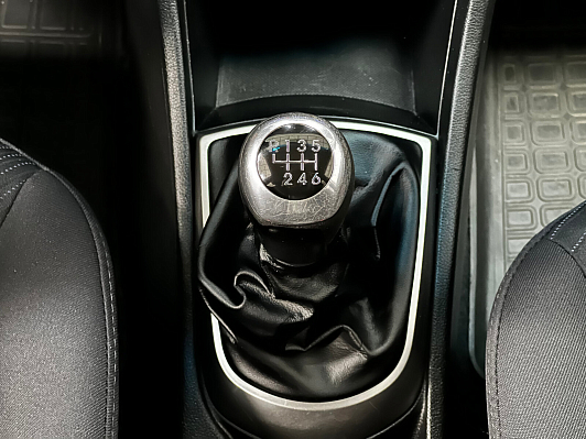 Hyundai Solaris, 2014 года, пробег 147000 км