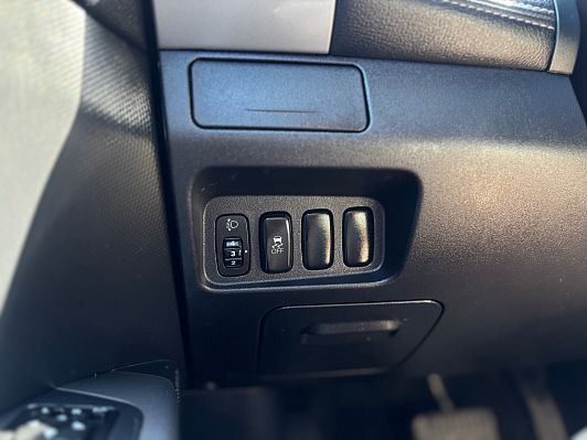 Mitsubishi Outlander Instyle, 2011 года, пробег 197181 км